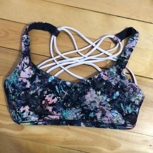 Lululemon Free to Be Sports Bra